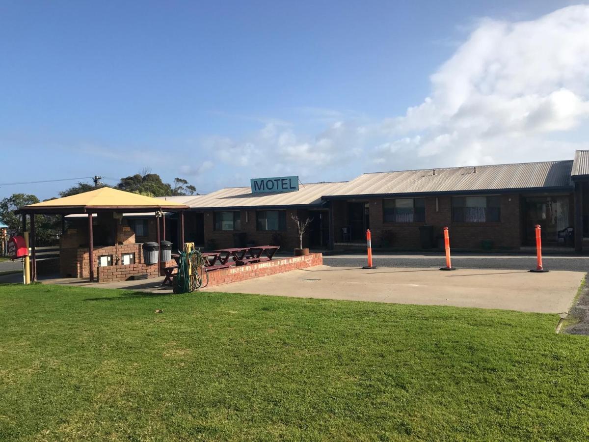 Marlo Caravan Park & Motel 外观 照片